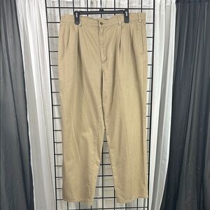 Dockers Men's Khaki Chinos